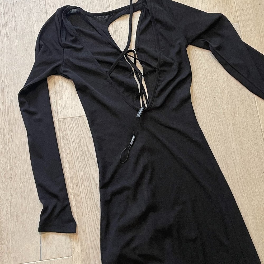 PLT Pretty Little Thing Lace Up Cut Out Long Sleeve Bodycon Maxi Dress Sz US 6